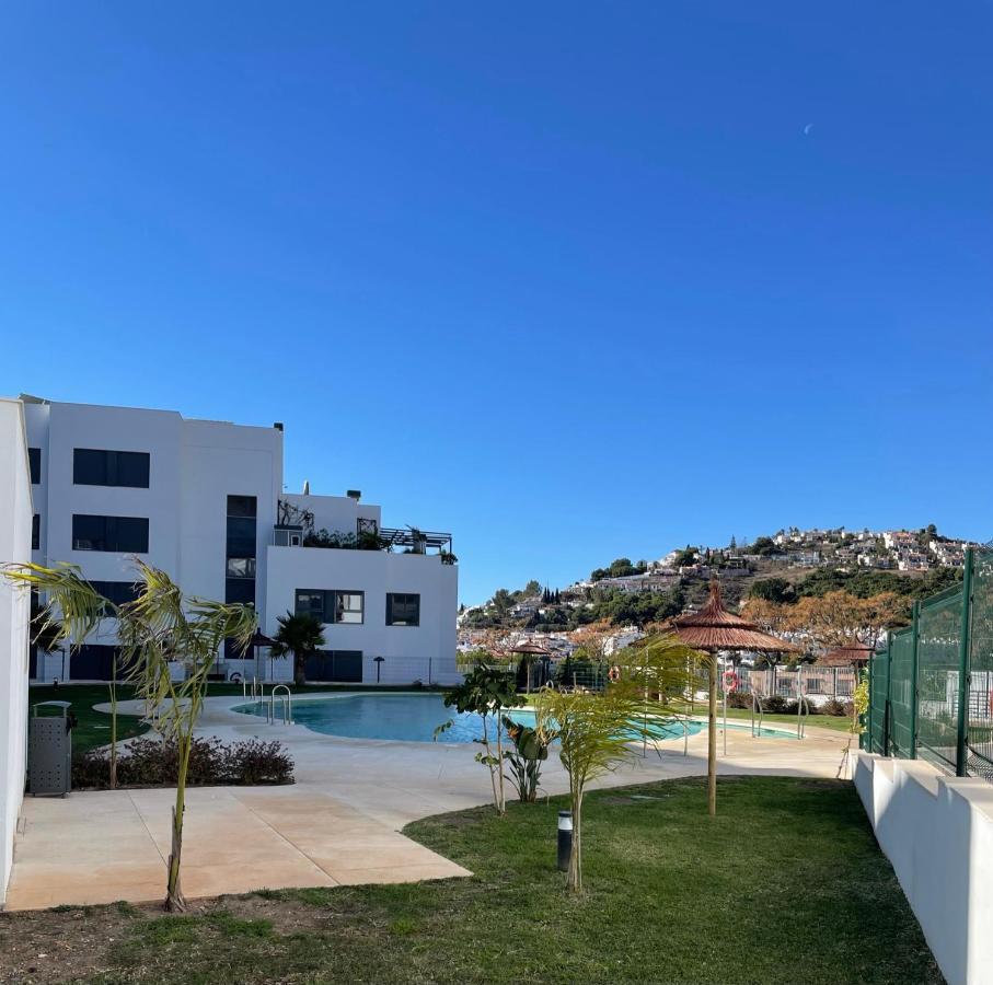 Sunny Penthouse Beach Apartment With Panoramic Views Almuñécar Eksteriør bilde