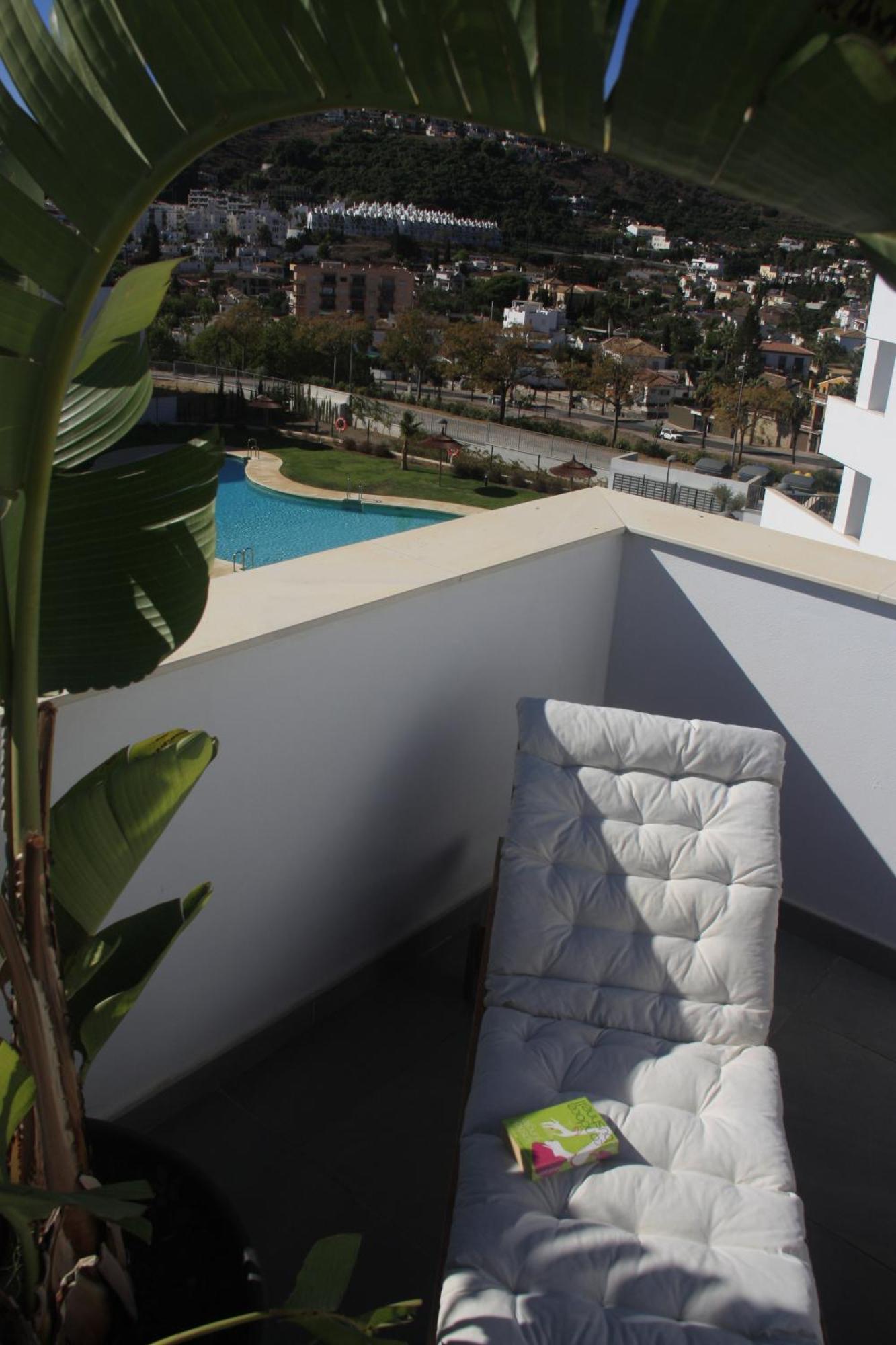Sunny Penthouse Beach Apartment With Panoramic Views Almuñécar Eksteriør bilde